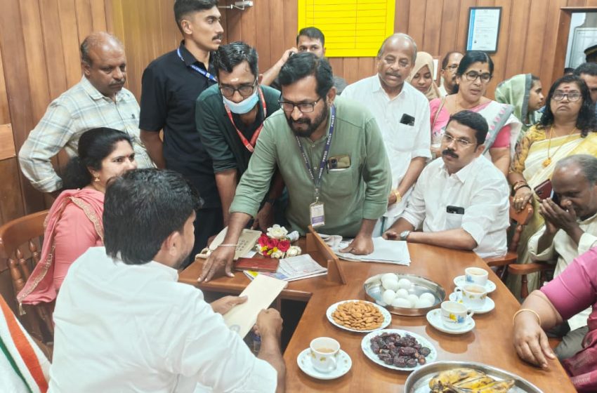  പുതിയ സൊസൈറ്റീസ് രജിസ്ട്രേഷൻ നിയമം: സ്വാശ്രയ സംഘങ്ങളുടെ ആശങ്ക പരിഹരിക്കണമെന്ന് ആവശ്യപ്പെട്ട് മന്ത്രി ഒ.ജെ ജനീഷ് കുമാറിന് നിവേദനം